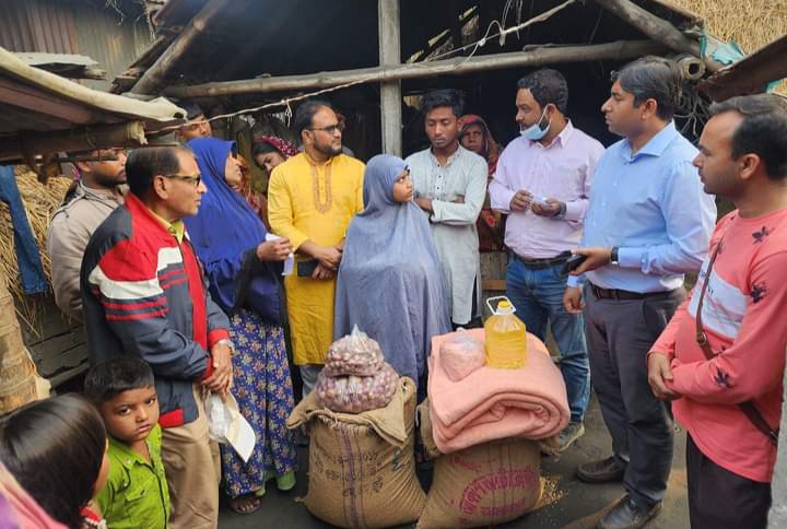সিংড়ায় দূর্ঘটনায় নিহত তিন পরিবারের পাশে – প্রতিমন্ত্রী পলক