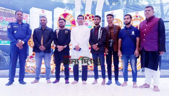 ভাষা শহীদের প্রতি ধুনট উপজেলা প্রেসক্লাবের শ্রদ্ধা নিবেদন