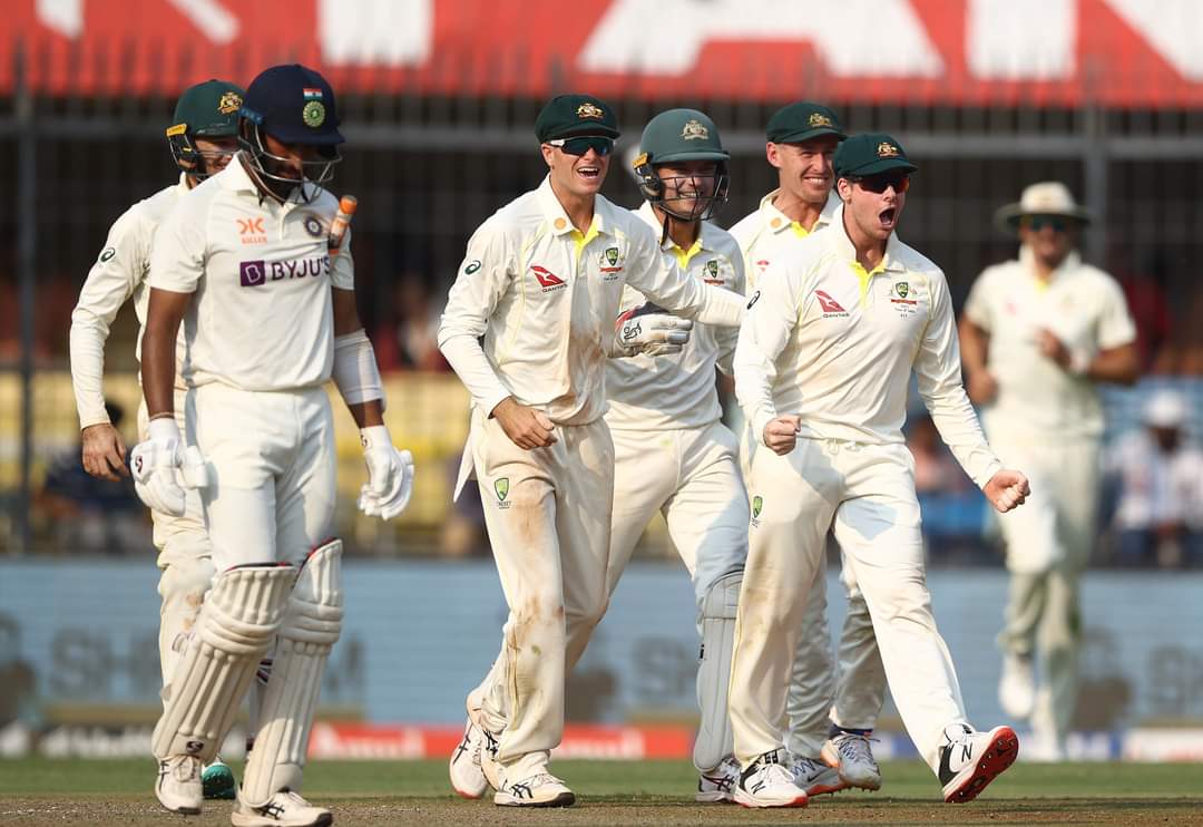 লায়ন তাণ্ডবে বিধ্বস্ত ভারত, অজিদের লক্ষ্য ৭৬ রান
