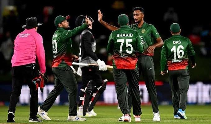 দুপুরে হোয়াইটওয়াশের মিশনে মাঠে নামছে টাইগাররা