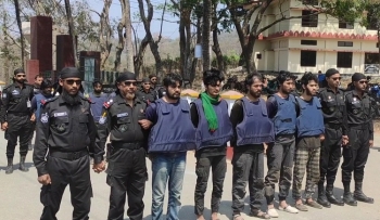 বান্দরবানে শারক্বীয়া’র সামরিক শাখার কমান্ডারসহ ৯ জঙ্গি আটক