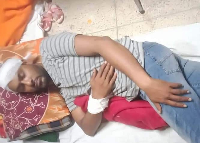 লালমনিরহাটের বড়বাড়িতে সংবাদকর্মীর উপর হামলা