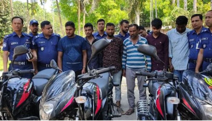 চুয়াডাঙ্গায় ৩ টি চোরাই মটর সাইকেল উদ্ধার, চোর চক্রের ৬ সদস্য আটক