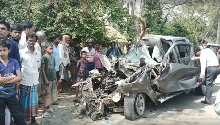 জামালপুরে ট্রাক-পিকআপভ্যান সংঘর্ষে নিহত ৩