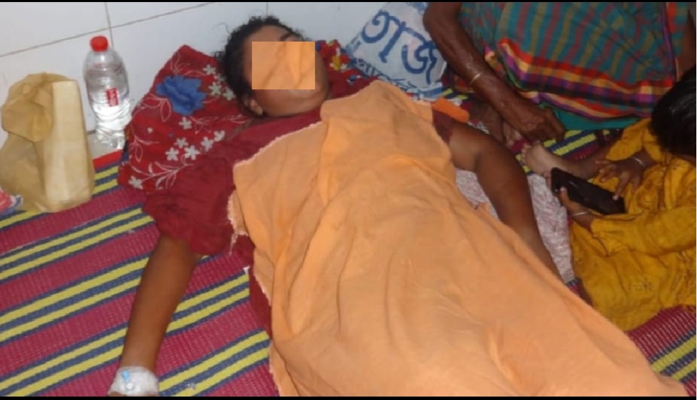 যৌতুকের দাবিতে শারীরিক নির্যাতনের শিকার স্ত্রী। মূমুর্ষুু অবস্থায় সদর হাসপাতালে ভর্তি
