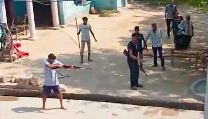 ভারতে একই পরিবারের ৬ জনকে গুলি করে হত্যা