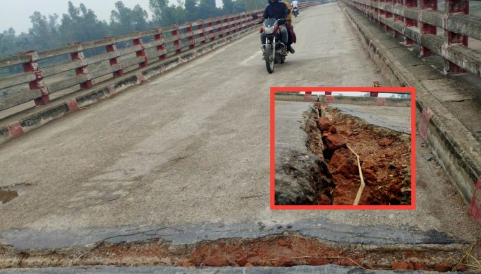 ধুনটে মাদকসেবীদের বিরুদ্ধে ব্রিজের লোহার চুরির অভিযোগ 