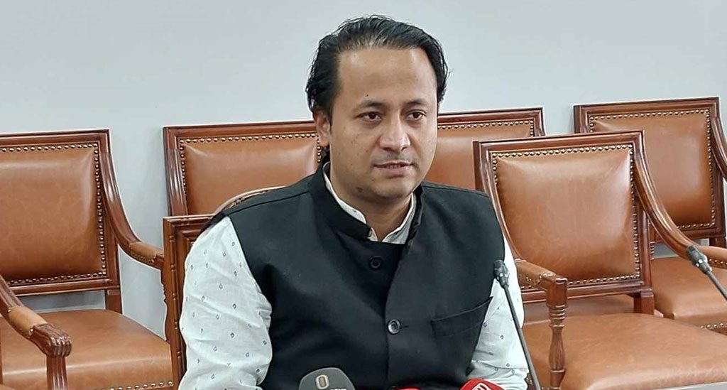 শিক্ষাপ্রতিষ্ঠান খুলে দেওয়ার মতো পরিবেশ এখনও তৈরি হয়নি: শিক্ষামন্ত্রী