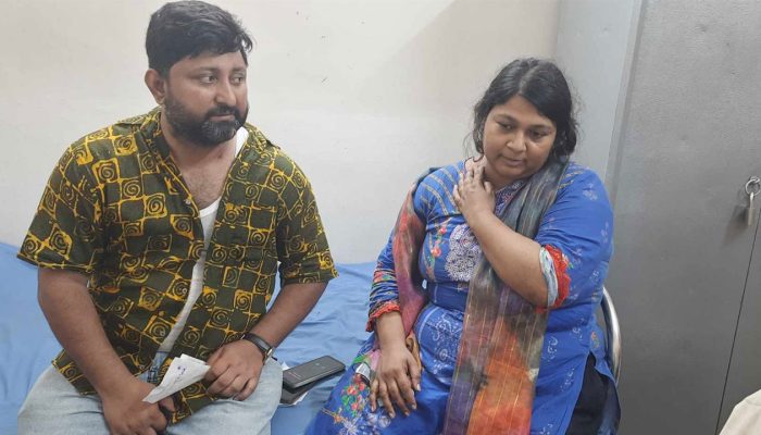 একাত্তর টিভির সিনিয়র রিপোর্টার নাদিয়া শারমিন গুলিবিদ্ধ