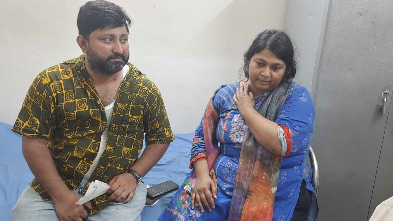 একাত্তর টিভির সিনিয়র রিপোর্টার নাদিয়া শারমিন গুলিবিদ্ধ