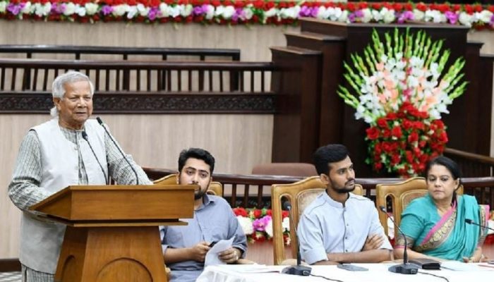 স্বপ্নপূরণের আগে দমে যেয়ো না, ছাত্রদের উদ্দেশে প্রধান উপদেষ্টা