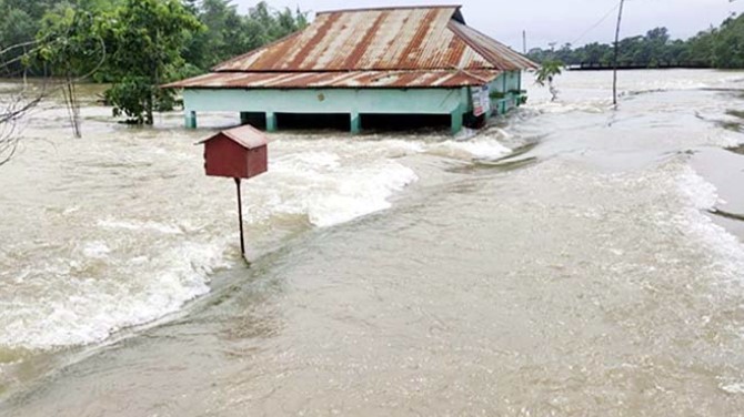 ভোগাই, কংস, জিঞ্জিরামের পানিতে উত্তরের ৪ জেলায় বন্যার অবনতি