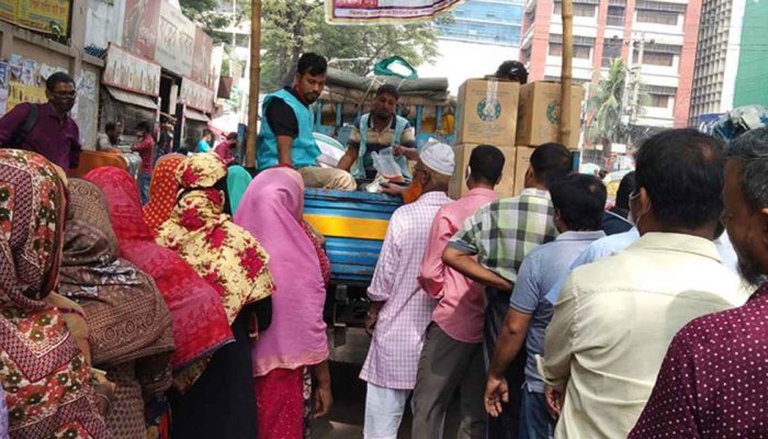 ১ জানুয়ারি থেকে স্মার্ট ফ্যামিলি কার্ডেই মিলবে টিসিবির পণ্য