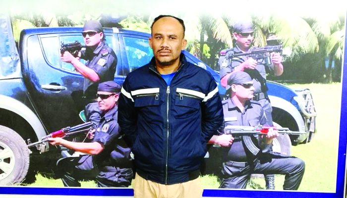 বগুড়ায় হত্যা, ধর্ষণসহ একাধিক মামলার পলাতক আসামি মেহেদী হাসান শাওন গ্রেপ্তার