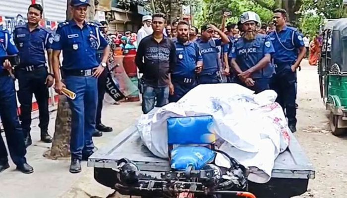মুরাদনগরে ট্রিপল মার্ডারের ঘটনায় গ্রেপ্তার ৬, আসামি ৬৩