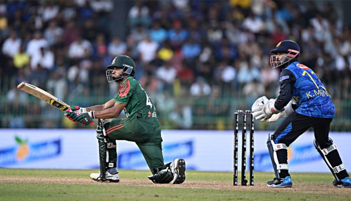 তাওহীদ-তানজিমের লড়াইয়ে ২৪৮ রানের সংগ্রহ বাংলাদেশের