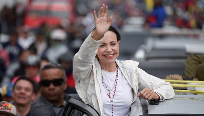 ট্রাম্প নয়, শান্তিতে নোবেল পেলেন ভেনেজুয়েলার মাচাদো