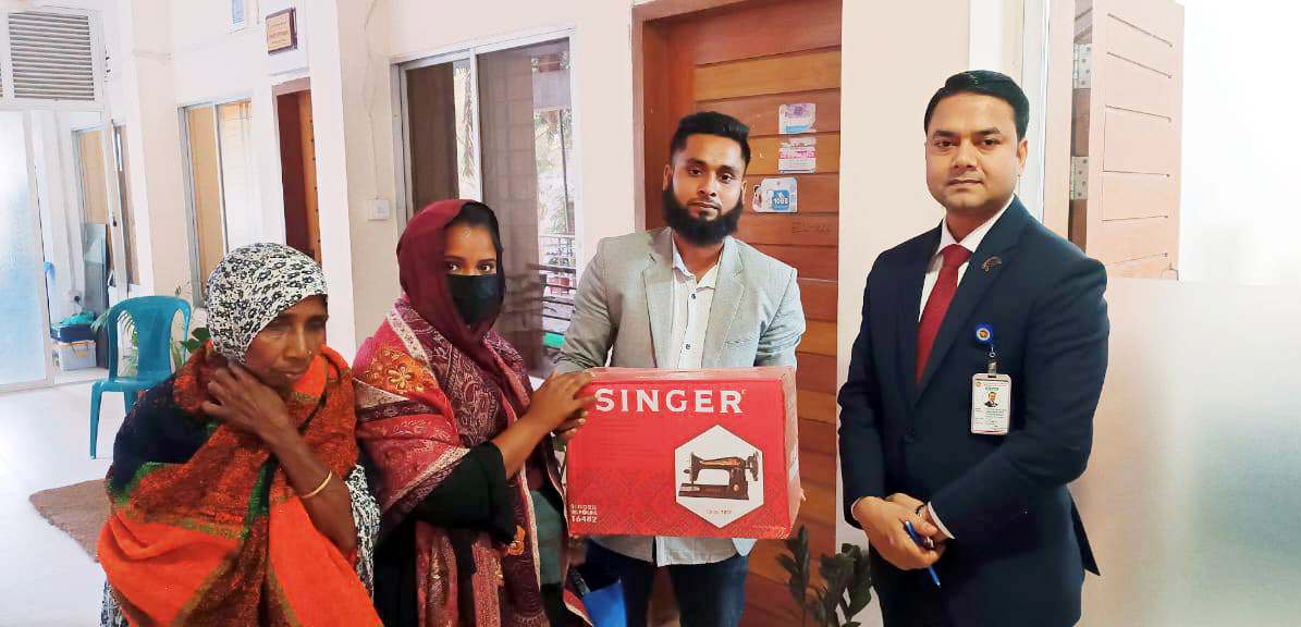 রূপগঞ্জে প্রতিবন্ধী শিক্ষার্থী ও অসহায় নারীর পাশে ইউএনও সাইফুল ইসলাম