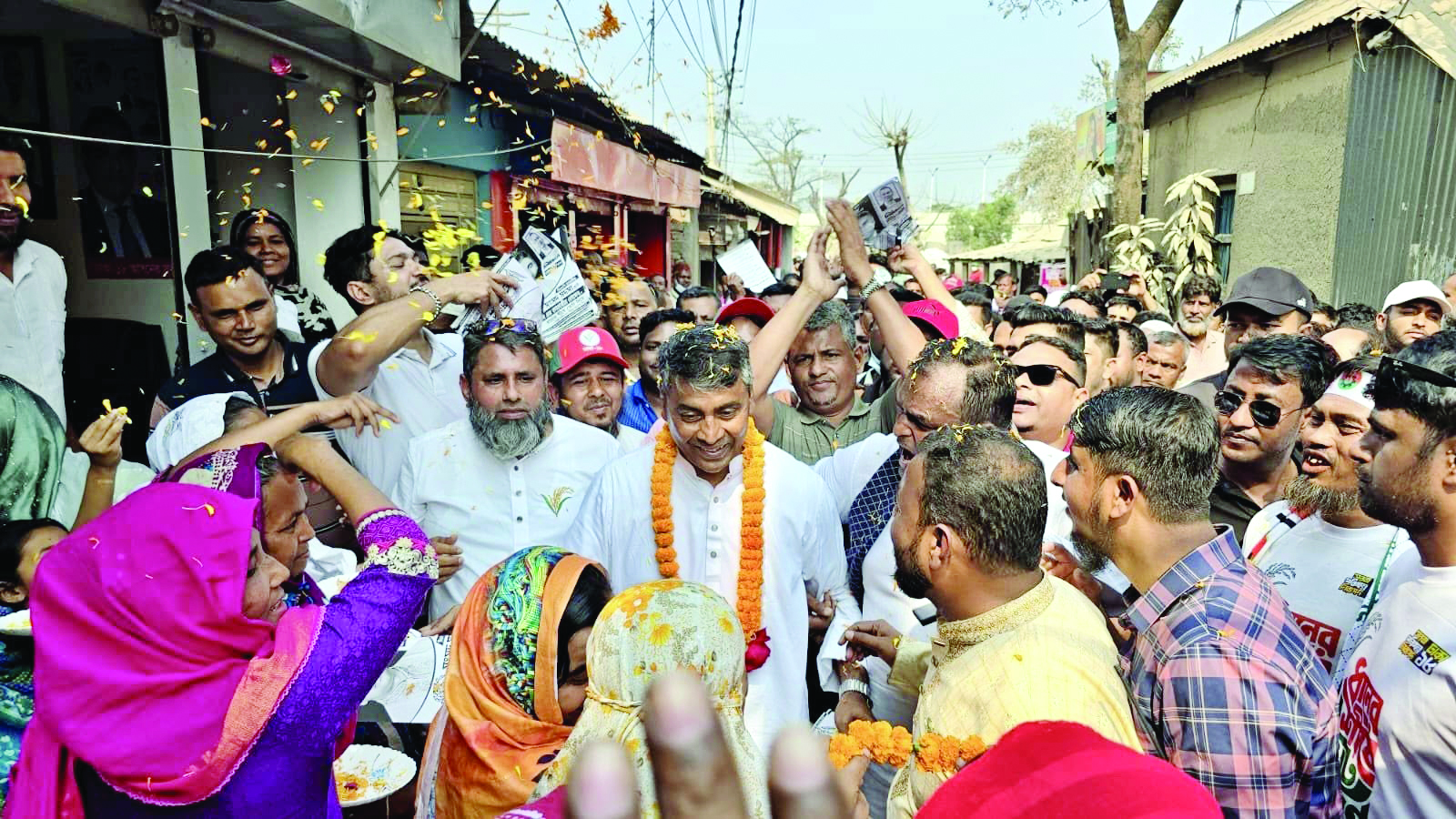 খিলক্ষেতের ৪৩ ও ৪৮ নম্বর ওয়ার্ডে এস এম জাহাঙ্গীর হোসেনের গণসংযোগ