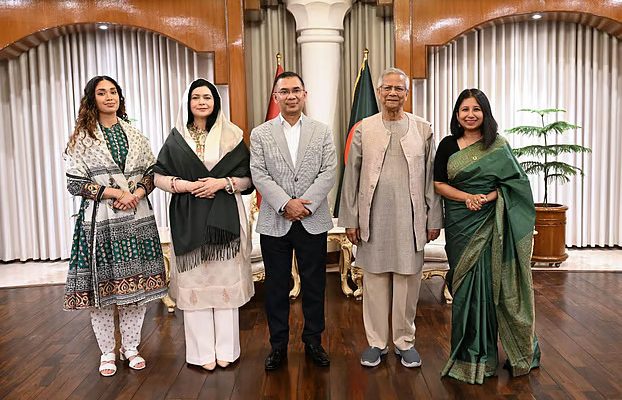 প্রধান উপদেষ্টার সঙ্গে সাক্ষাতে যমুনায় তারেক রহমান, সঙ্গে আছেন জুবাইদা ও জাইমা